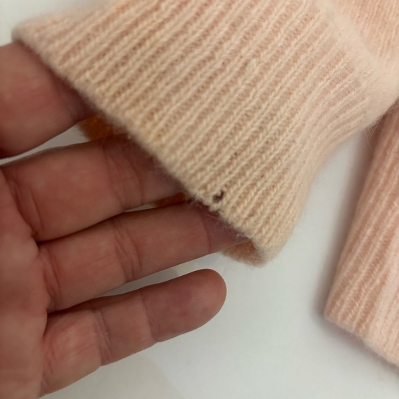 Vintage Jacqueline Ferrar Light Pink Angora Wool Button-Up Cardigan - Picture 11 of 11